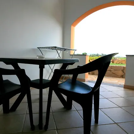 Da Pina Feriegård Porto Conte